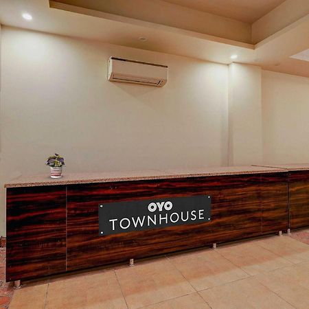 Hotel Townhouse Golden King Nueva Delhi Exterior foto