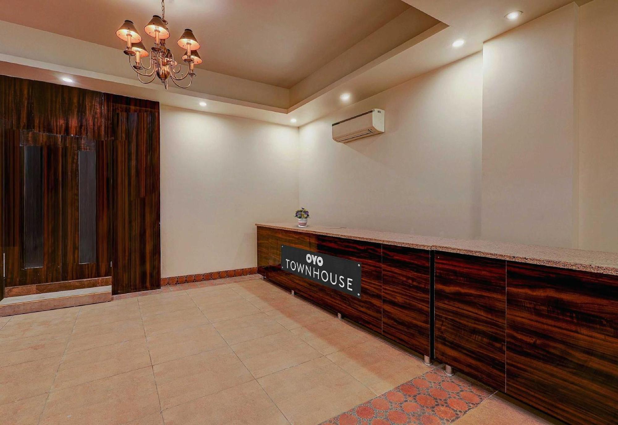 Hotel Townhouse Golden King Nueva Delhi Exterior foto