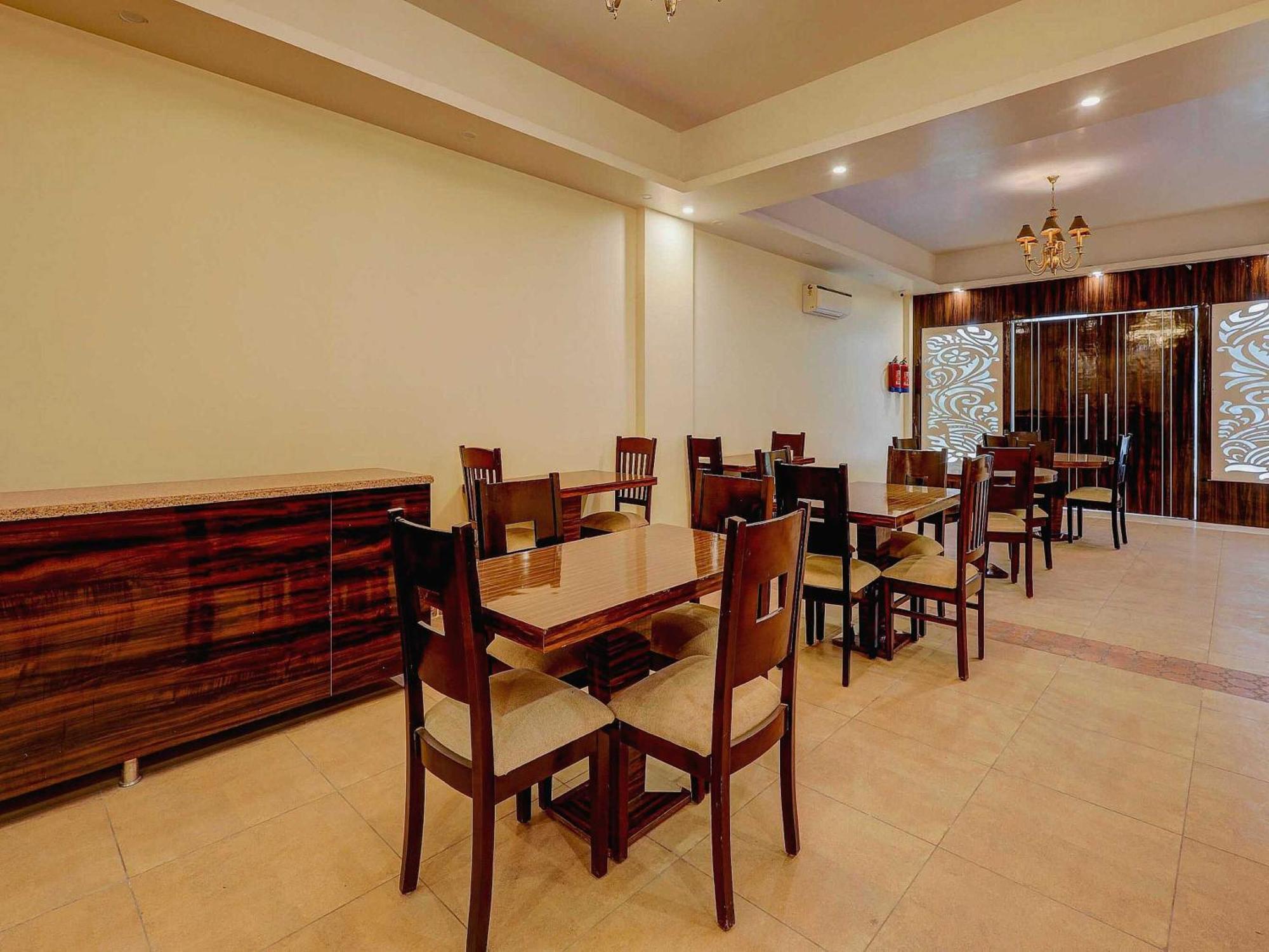 Hotel Townhouse Golden King Nueva Delhi Exterior foto