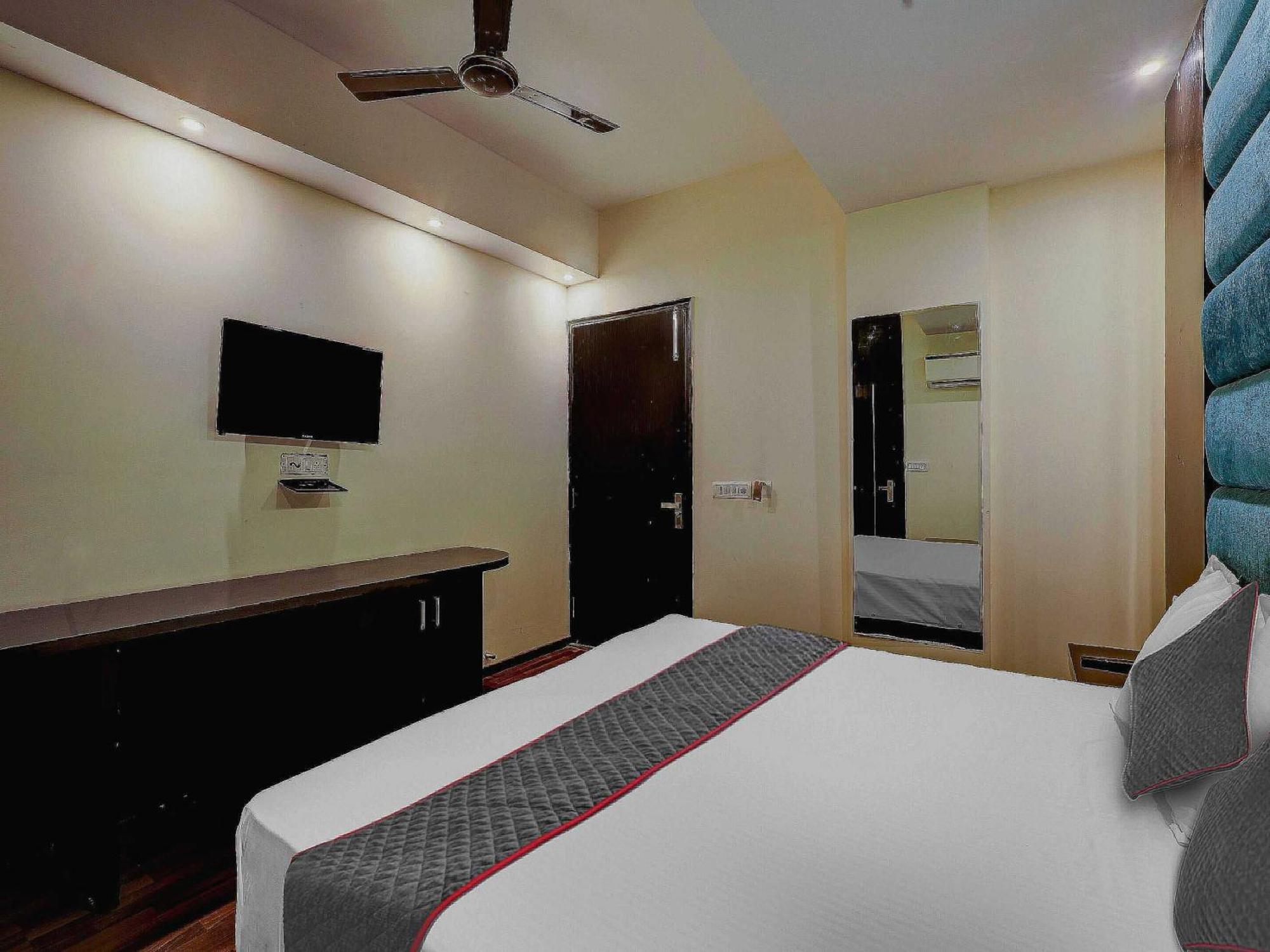 Hotel Townhouse Golden King Nueva Delhi Exterior foto