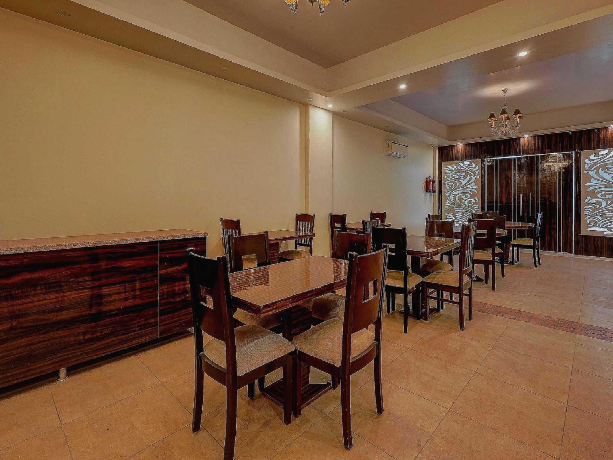 Hotel Townhouse Golden King Nueva Delhi Exterior foto